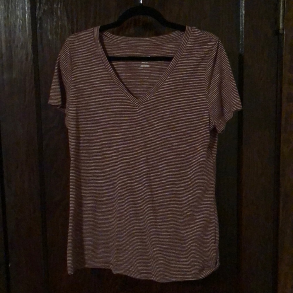 Short sleeve maroon and white striped v neck